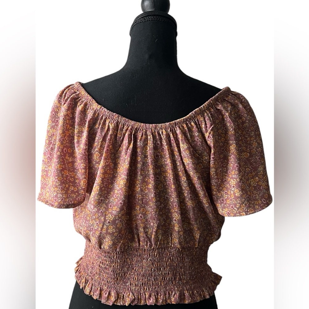 Pink Rose Women’s Bllouse - Picture 2 of 4